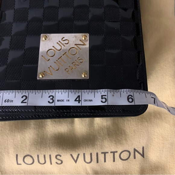 Rare Louis Vuitton Black Damier Club Bag - Picture 12 of 16